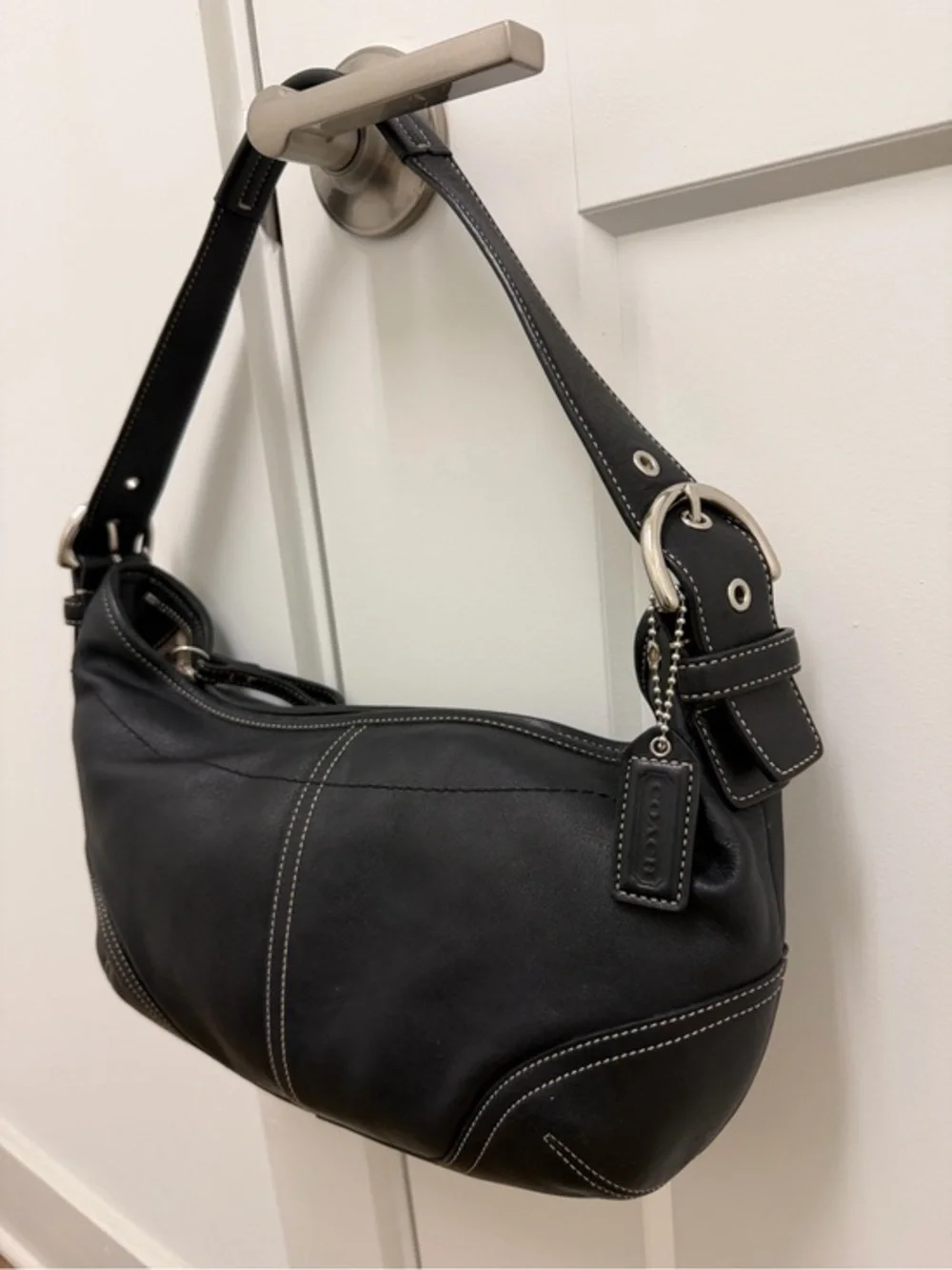 Vintage Coach SoHo Y2K 9464 Black Leather Shoulder Bag‎